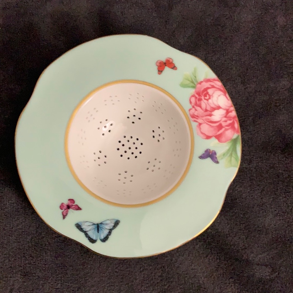 Royal Albert Tea Strainer